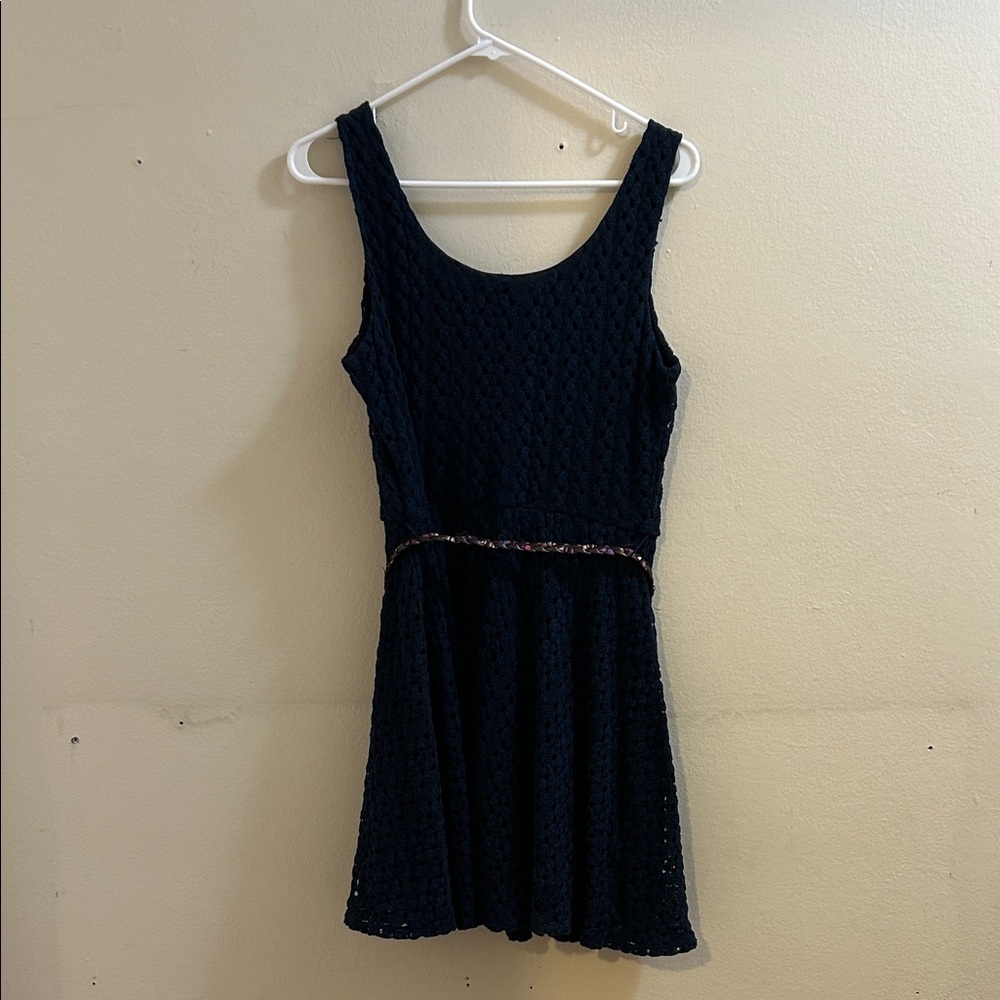Lily Rose Navy Lace Dress - Picture 7 of 9